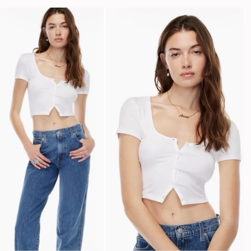 Aritiza Sunday Best White Ribbed Button cropped holly top XS